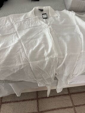 City Chic Ivory Button-Front Shirt Rosie